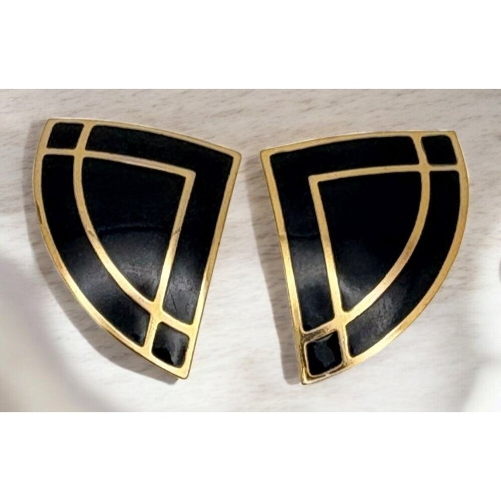 Vintage Geometric Fan Shaped Earrings Black and Gold Tone Studs Retro 80s